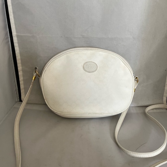 Vintage Gucci crossbody bag